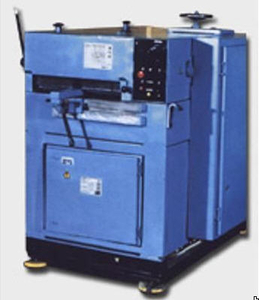 Станок кромкообрезной с ролико-дисковой подачей ЦА2А-1(ЦА2А-2) грн.