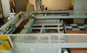 Оборудование деревообрабатывающее грн.0