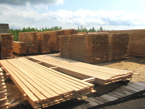 Доска обрезная и необрезная грн.0