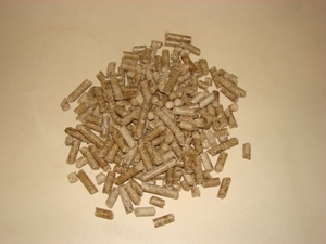 Продам топливную гранулу (пеллеты) из древесных опилок грн.95