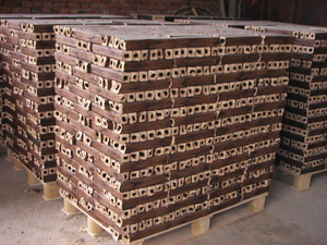 Производим брикеты Pini&Kay из твёрдых лиственных пород грн.0