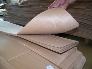 Производим и продаём шпон лущеный грн.0