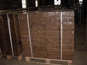 Продам брикеты из твердых пород древесины грн.0