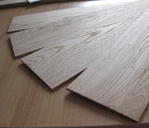 Продам пиленный шпон ламель дубовую грн.0