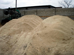 Продаю опилки хвойных и лиственных пород деревьев грн.0