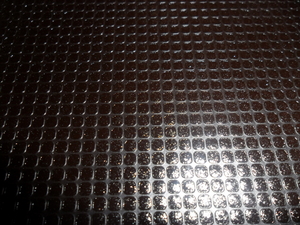 Фанера ламинированная сетка/гладкая грн.0