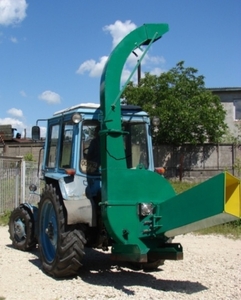 Деревоподрібнююча машина - агрегатується з тракторами грн.0