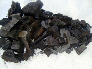 Древесный уголь из твердых пород дерева грн.0