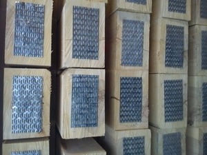 Куплю дубовые  шпалы  непропитанные грн.0