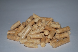 Предлагаем пеллеты светлые древесные грн.0