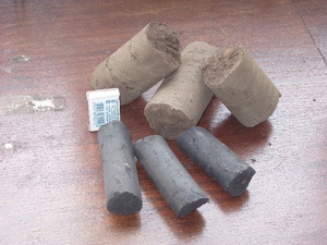 Предприятие реализует брикеты лигниновые, лигниново-угольные, угольные грн.0