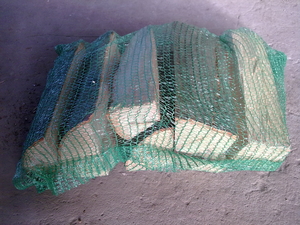 Дрова сухие буковые в сетках грн.0