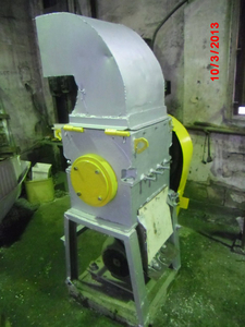 Продам дробилку 400-ку после полного кап ремонта грн.0