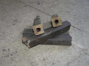 Компания производит и продает топливные брикеты грн.0