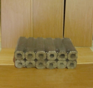 Производим и продаем топливные брикеты Pini Kay грн.4500