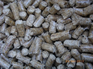 Продам древесные пеллеты  грн.105