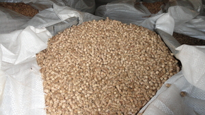 Древесные пеллеты, 6-8мм - 65 евро/FCA  грн.65