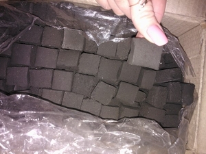 Уголь для кальяна и камина, кокосовый грн.25