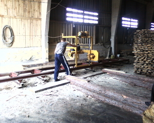 Продаю ленточную пилораму грн.15000