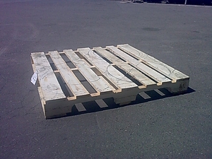 Продам деревянные б/у поддоны (паллеты) грн.0