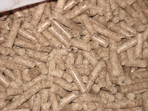 Продам древесные пеллеты из твёрдых пород грн.2200