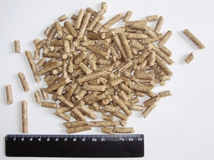 Древесные пеллеты диаметр 6мм грн.1250