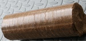 Пропонуємо вам паоевні брикети Нестро Д 70мм довжина 32см грн.0