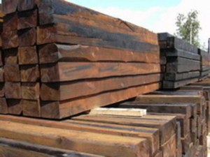 Шпалы деревянные пропитанные грн.0