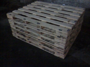 Продам поддоны грн.30