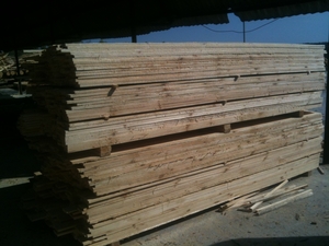 Доска обрезная сосна от производителя грн.1100