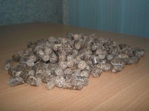 Продам древесные гранулы - пеллеты грн.90