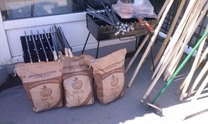 Древесный уголь фасованный 2 кг 12 грн. Киев-Ровно Експорт Польша Опт грн.12