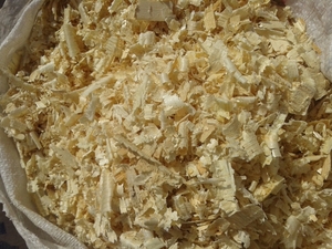 Продам опилки грн.1