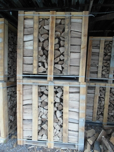 Продам дрова каминные, дуб, влажность менее 20% грн.0