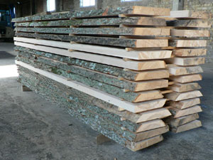 производим и реализуем пиломатериалы по доступной цене грн.1