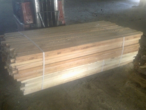 Предприятие производит пиломатериалы грн.0