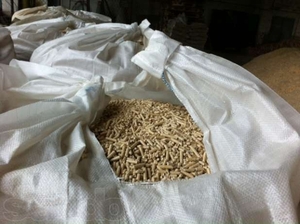 Паливні гранули (пелети) 8 мм з деревини грн.1300