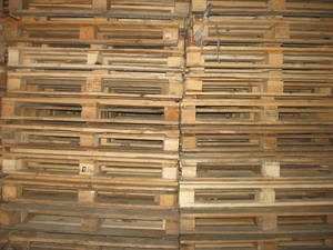 Куплю поддон: евро, темный, светлый, облегченный грн.0