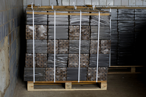 Продаем топливные брикеты Pini&Kay (дуб 100%) грн.100