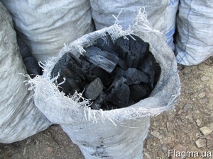 Покупаем в больших количествах древесный уголь  грн.3500
