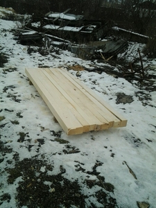 Необрезная доска из липы свежепиленная и сухая грн.2500