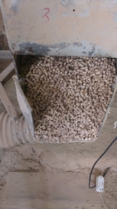 Пеллета. Серая. Белая грн.5500