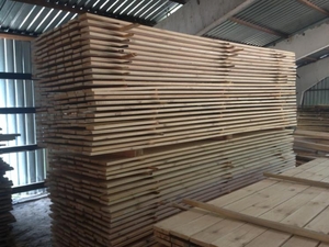 Пиломатериалы из сосны на экспорт грн.150