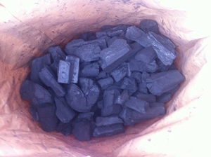 Продам древесный уголь из твердых пород древесины грн.0