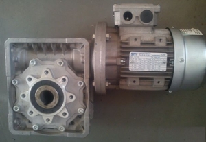 Червячный Мотор-редуктор серии MU  грн.0