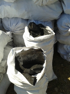 Продам древесный уголь из твердых пород дерева грн.7