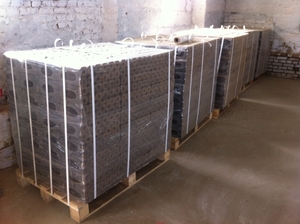 Продам брикеты Пини Кей (дуб) грн.90