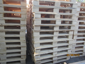 Продам поддоны грн.80