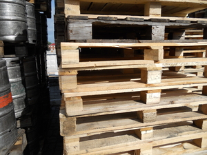 Поддоны, палеты 1200*800 б\у грн.35