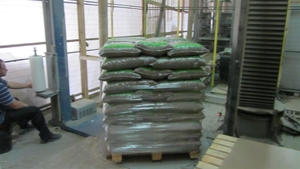 Продам древесные пеллеты грн.95